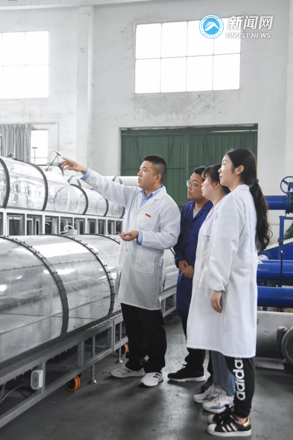 eaea4a3342214a62bea8f040394ce0ee.png 好青年2.png