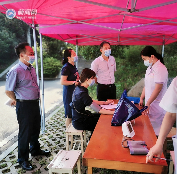 da89f24ab4c04540b979c4e34be0e7ad.jpg 疫苗1.jpg