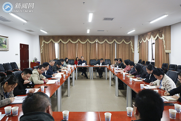 6ff6097428e64024903e303a64fe55d4.jpg 育人1.jpg