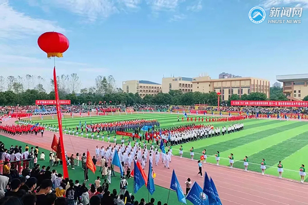 ada6ae762a6c4d3b90ac0ed2fd053d56.jpg 运动会1.jpg