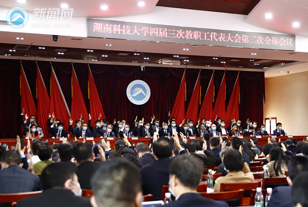 64bdaf3294cd4d11b51de69ee30d6735.jpg 嘹亮4.jpg