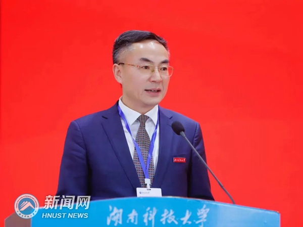 c275d8d91c7d4c6eb469ddf54aef5115.jpg 理事会4.jpg