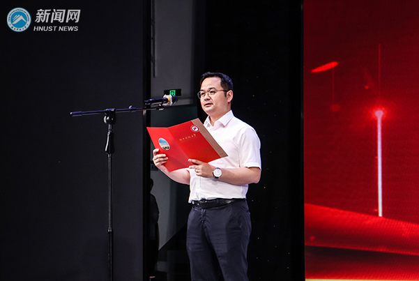 3711f402a6a2483ab22ac56852b9a28a.jpg 读书日6.jpg