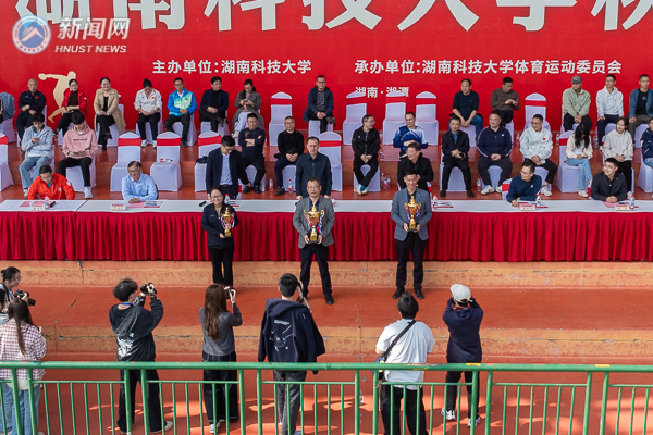 c2267533c094415fbd441b180955fb69.jpg 运动会2.jpg