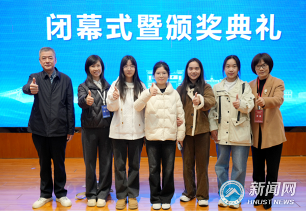 12ca94a6e06443c9bcbfd7a1edf0c72a.png 笔译1.png